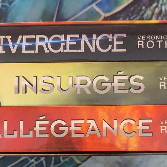 Divergence Trilogy Book Set - Picture 4 of 4
